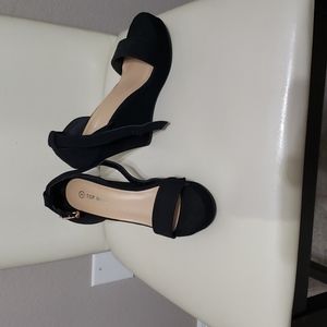 Women's Platform Sandals Size 8 Black